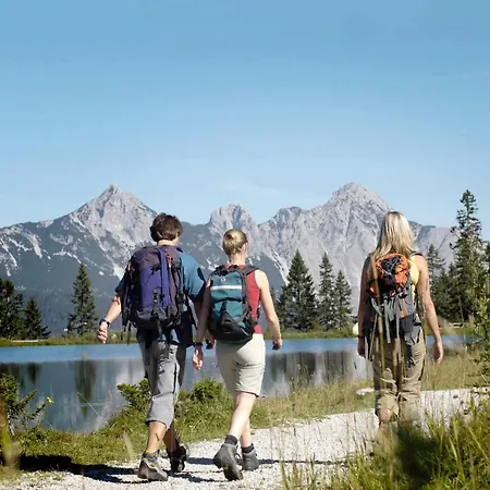 아파트 Wettersteinblick Mit Sauna Und Pool *