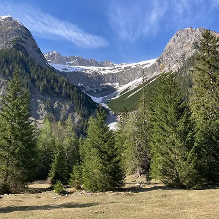 Wettersteinblick Mit Sauna Und Pool